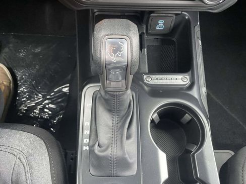 New 2025 Ford Bronco Base image 17