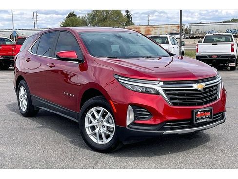 Used 2023 Chevrolet Equinox LT AWD/4WD image 2