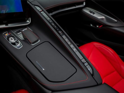 Used 2024 Chevrolet Corvette Z06 RWD image 54