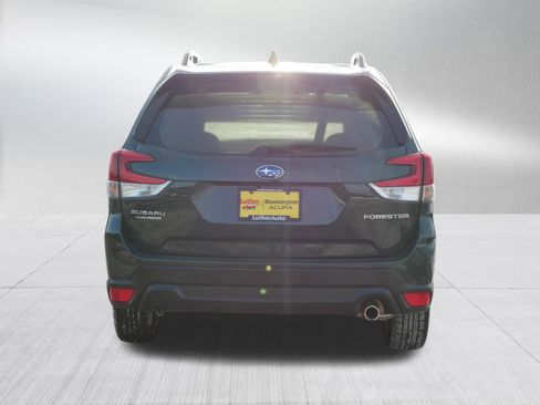 Used 2024 Subaru Forester Limited image 6