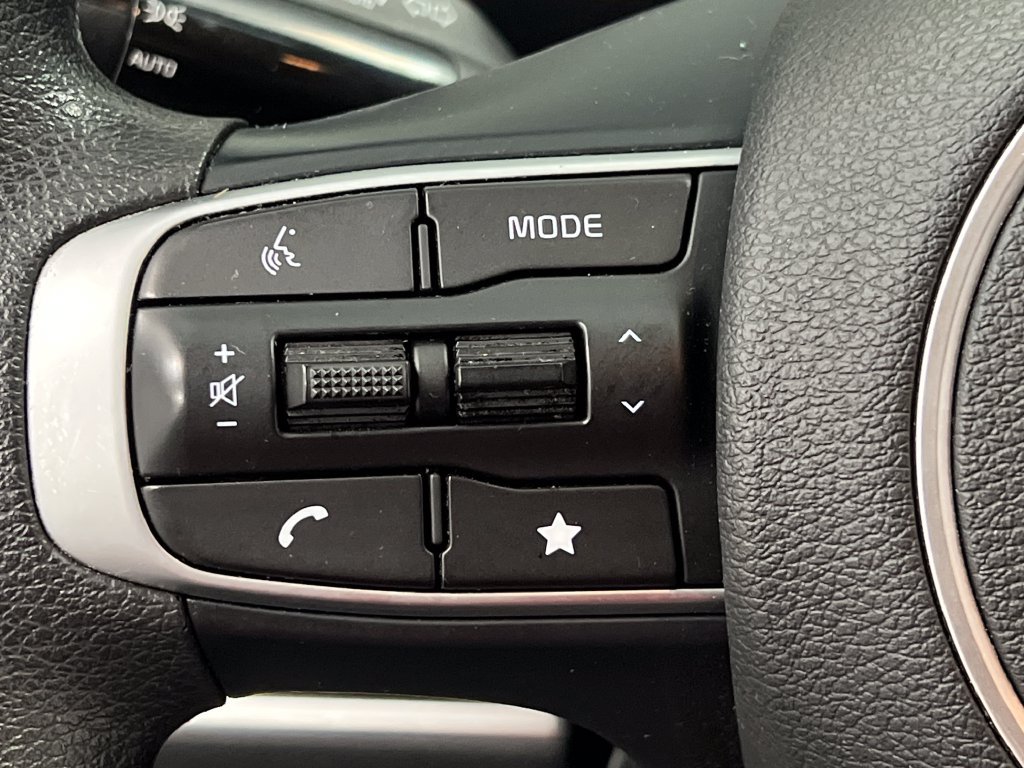 Used 2023 Kia Sportage LX FWD image 46