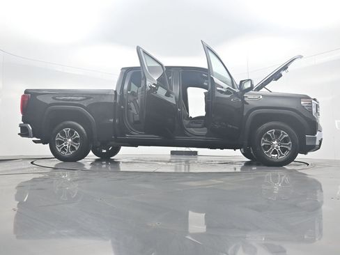 Used 2025 GMC Sierra 1500 SLT RWD image 42