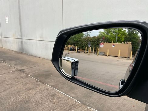 Used 2016 Toyota Tacoma TRD Sport image 20