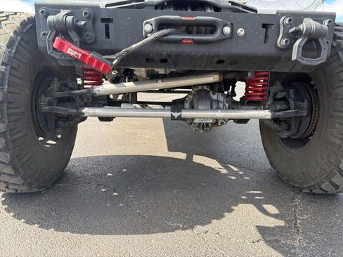 Used 2021 Jeep Gladiator Rubicon image 3