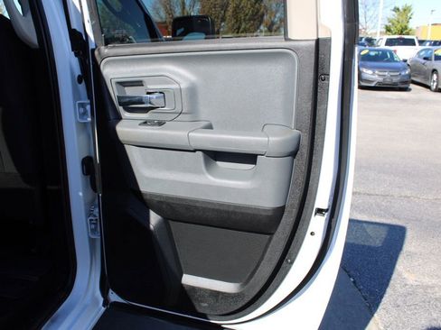 Used 2024 RAM 1500 Classic SLT image 22