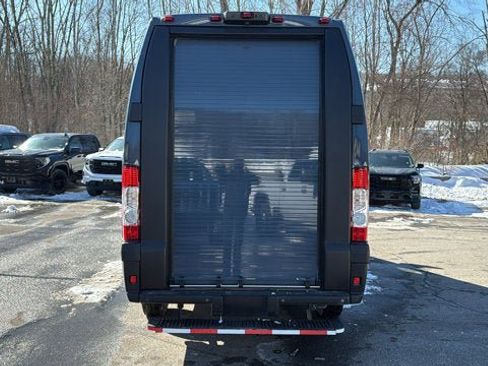 Used 2024 RAM ProMaster 3500 FWD image 5