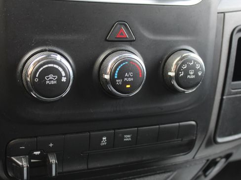 Used 2015 RAM 1500 Express AWD/4WD image 27