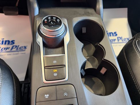 Used 2022 Ford Escape SEL image 20