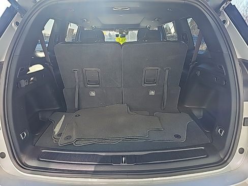 Used 2024 Jeep Grand Cherokee L Limited w/ Luxury Tech Group II image 38