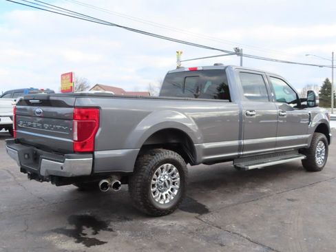 Used 2022 Ford F250 Lariat w/ Chrome Package image 6