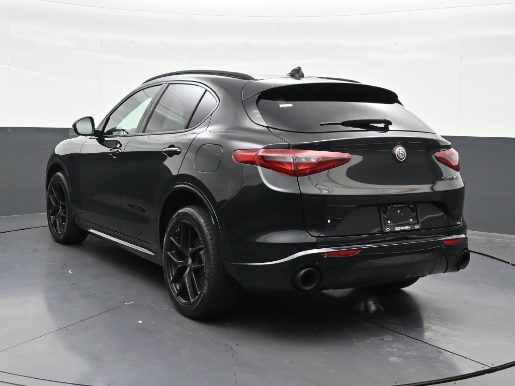 Used 2020 Alfa Romeo Stelvio Sport w/ Quick Order Package 22K Sport RWD image 3