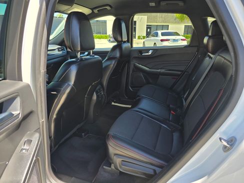 Used 2023 Ford Escape ST-Line Select image 21