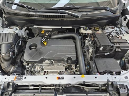 Used 2024 Chevrolet Equinox Premier AWD/4WD image 35
