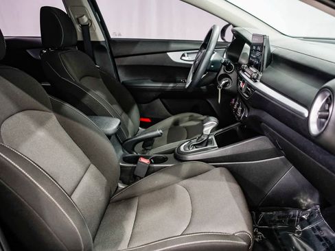 Used 2023 Kia Forte LXS image 15