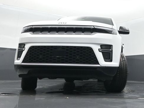 New 2026 Jeep Grand Wagoneer L Limited w/ Premium Group II image 30