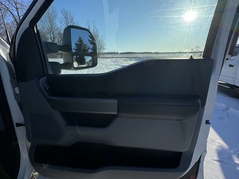 Used 2023 Ford F250 XLT w/ FX4 Off-Road Package image 57