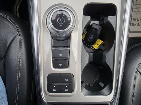 Used 2023 Ford Explorer XLT w/ Equipment Group 202A image 16