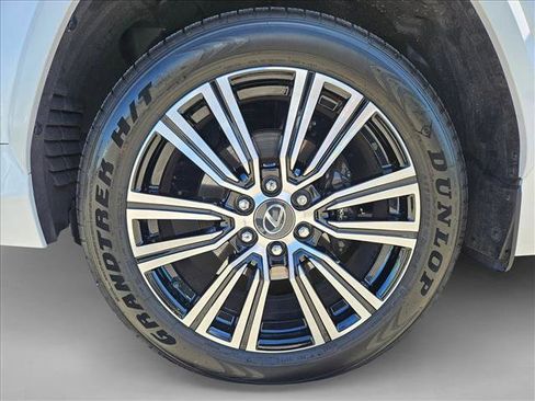 Used 2025 Lexus LX 700h Luxury w/ Appearance Package image 20