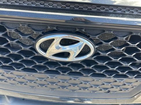 Used 2019 Hyundai Kona SE FWD image 10