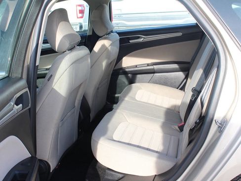 Used 2018 Ford Fusion S image 10