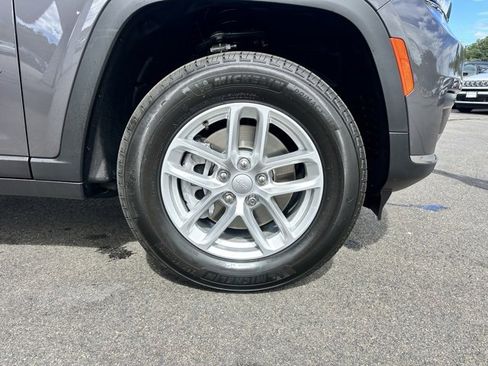 New 2025 Jeep Grand Cherokee L Laredo w/ Luxury Tech Group I image 37