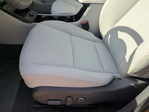 New 2026 Hyundai Kona SEL Premium image 4