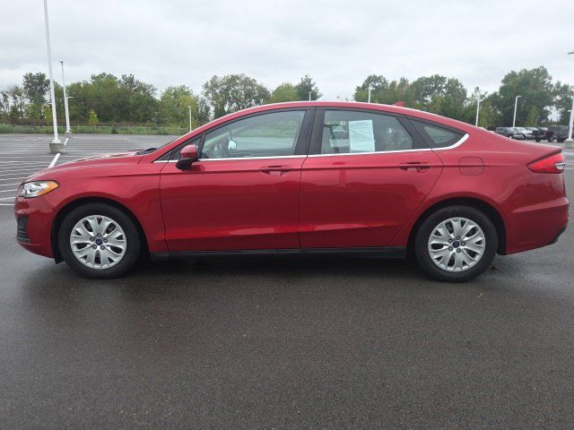 Used 2020 Ford Fusion S FWD image 11