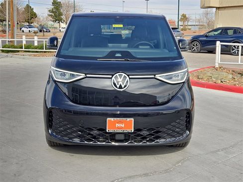 New 2025 Volkswagen ID. Buzz Pro S image 3
