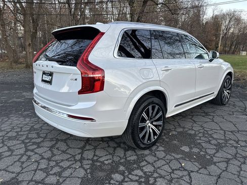 Certified 2024 Volvo XC90 B5 Plus w/ Protection Package Premier image 8
