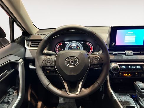 New 2025 Toyota RAV4 XLE image 14