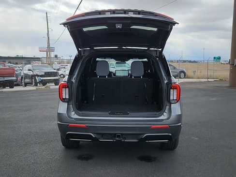 Used 2025 Ford Explorer ST-Line image 19