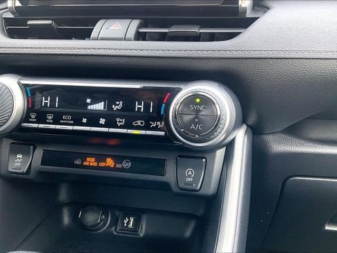 Certified 2024 Toyota RAV4 XLE image 35