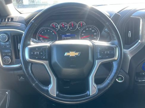 Used 2021 Chevrolet Silverado 1500 LT w/ Safety Package AWD/4WD image 18