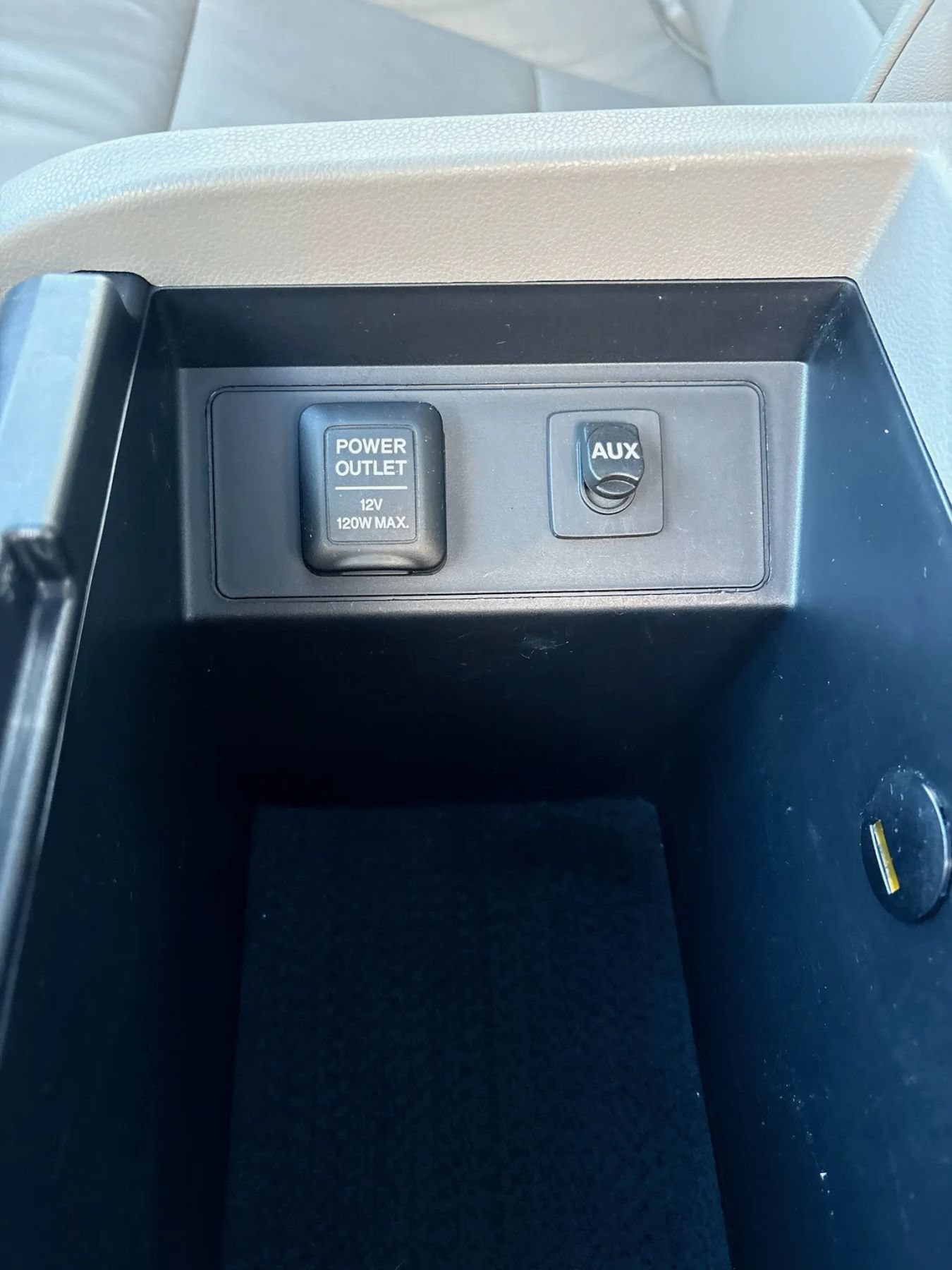 Used 2011 Honda Pilot EX-L image 31