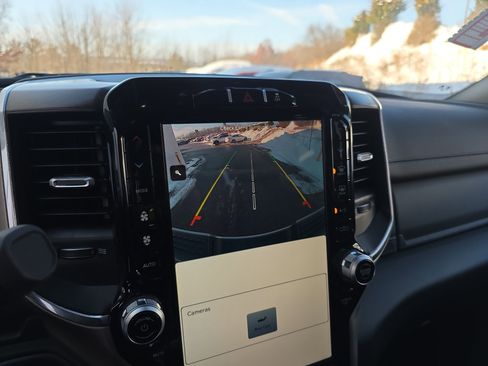 Used 2024 RAM 2500 Laramie image 33