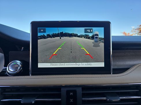 Used 2021 Lincoln Corsair Reserve w/ Elements Package image 23