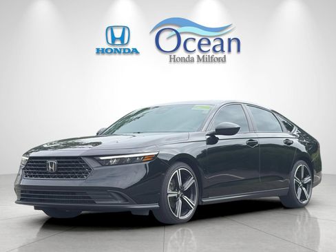 Used 2023 Honda Accord Sport image 7