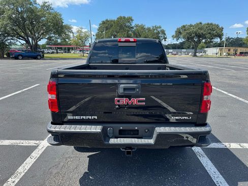 Used 2015 GMC Sierra 1500 Denali w/ Driver Alert Package image 7