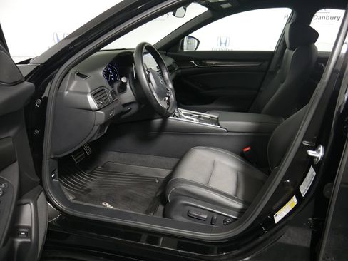 Used 2022 Honda Accord Sport image 15