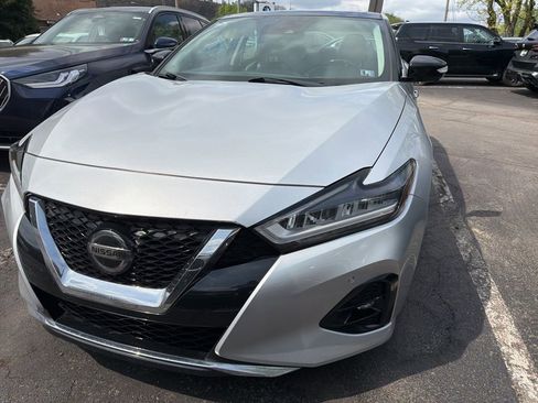 Used 2019 Nissan Maxima Platinum w/ Sport Mat Group FWD image 4
