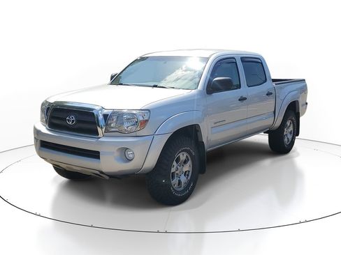 Used 2005 Toyota Tacoma 4x4 Double Cab image 2