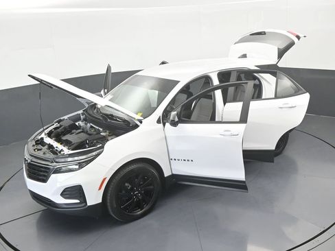 Used 2023 Chevrolet Equinox LS w/ Sport Edition image 59