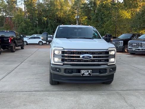 New 2026 Ford F250 King Ranch w/ FX4 Off-Road Package image 9