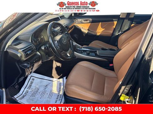Used 2019 Lexus IS 300 F Sport image 10
