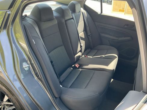 Used 2025 Nissan Altima 2.5 SV FWD image 33