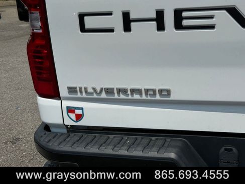 Used 2023 Chevrolet Silverado 2500 Custom w/ Custom Convenience Package AWD/4WD image 12
