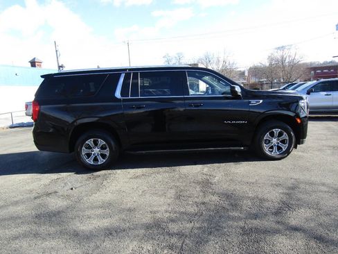 Used 2022 GMC Yukon XL SLE image 7