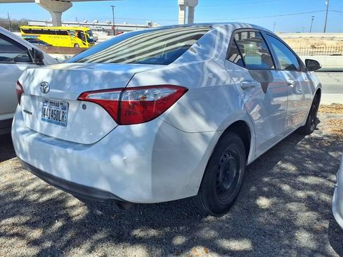 Used 2015 Toyota Corolla L FWD image 3