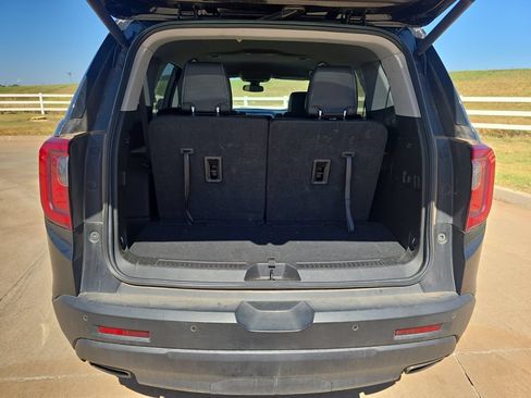 Used 2021 GMC Acadia SLT w/ Elevation Edition FWD image 13