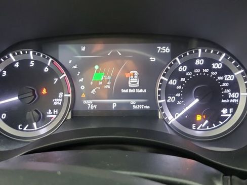 Used 2023 Toyota Highlander XLE FWD image 5